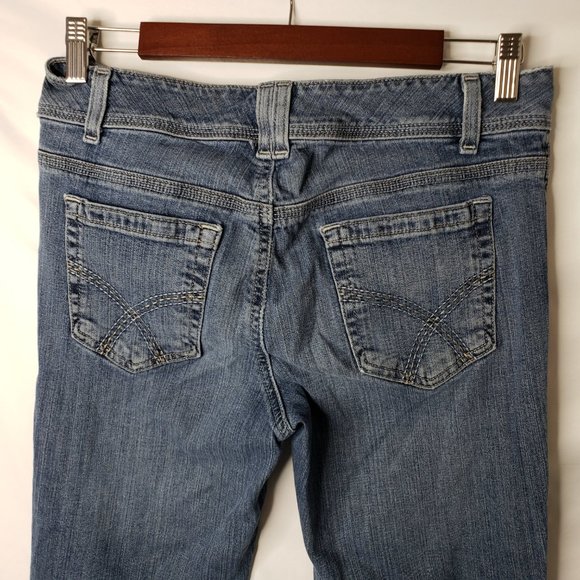 Tommy Hilfiger 8 30x24 Spirit Crop Medium Wash Jeans - Picture 2 of 9